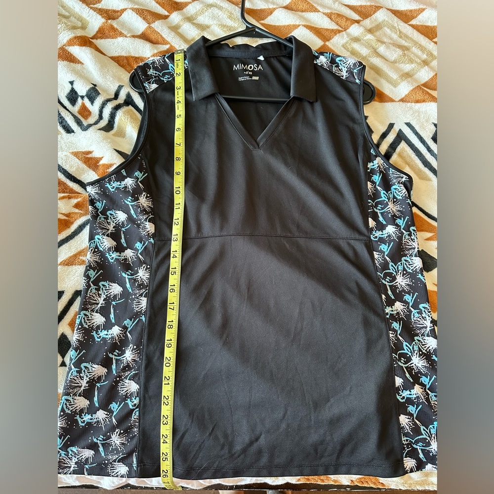 Women’s black golf set, golf shirt, golf skirt